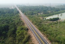 Colisão entre caminhões na MT-320 deixa motorista morto e condutor foge do local
