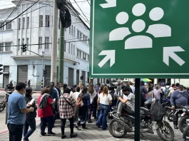 Terremoto de magnitude 7,4 coloca México em alerta para tsunami