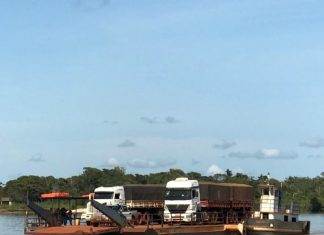 Balsa do Xingu tem travessia suspensa após falha mecânica