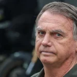 Moraes libera visitas de Carlos e Jair Renan a Bolsonaro