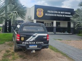 Homem é detido após causar confusão em mercado e desacatar policiais em Paranaíta