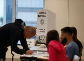 TSE amplia canal para denúncias de desinformação nas Eleições 2026