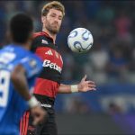 Paquetá sai do banco e Flamengo busca empate com Cruzeiro