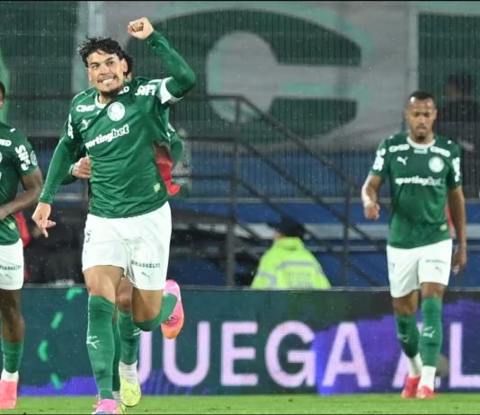 Gustavo Gómez decide contra o Cerro e faz história na Libertadores