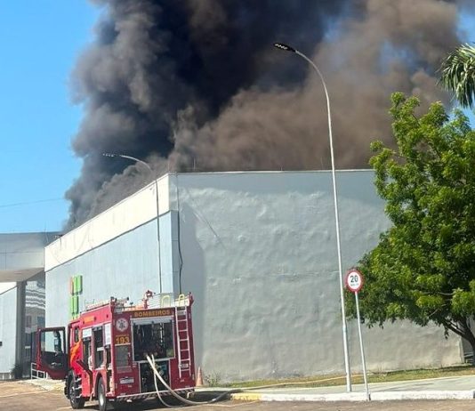 Incêndio atinge biblioteca e almoxarifado do IFMT em Alta Floresta