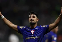 Palmeiras atropela Santos e fica perto da semifinal da Copa do Brasil