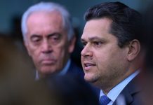 PECs do fim da escala 6×1 e da segurança pública chegam à CCJ do Senado