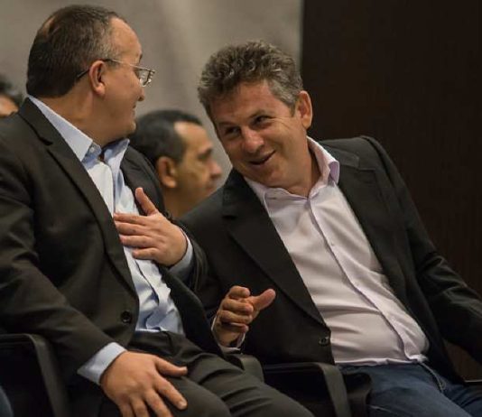 TRE-MT multa Pedro Taques em R$ 60 mil por ataques a Mauro Mendes