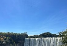 Cachoeira de 45 metros encanta visitantes em aldeia de Mato Grosso