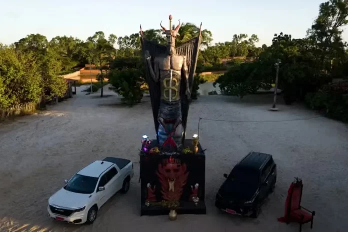 estatua-diabo