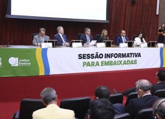 TSE apresenta segurança das urnas a representantes de 91 países
