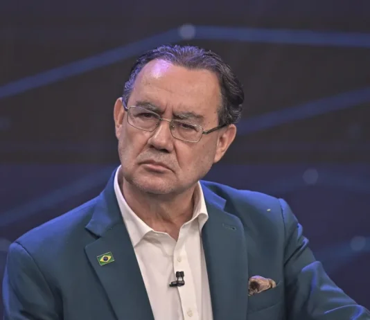 Augusto Cury chega a 11% e surpreende na corrida presidencial