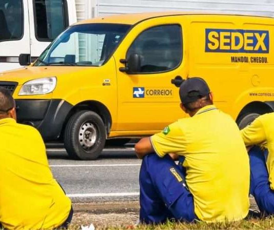 Greve dos Correios termina após 15 dias e trabalhadores retornam