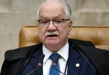 Sessão do STF tem bate-boca entre ministros e julgamento é suspenso