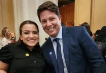 Dino proíbe Mário Frias de deixar o Brasil durante investigação da PF