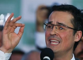 TSE suspende campanha de Deltan Dallagnol ao Senado pelo Paraná