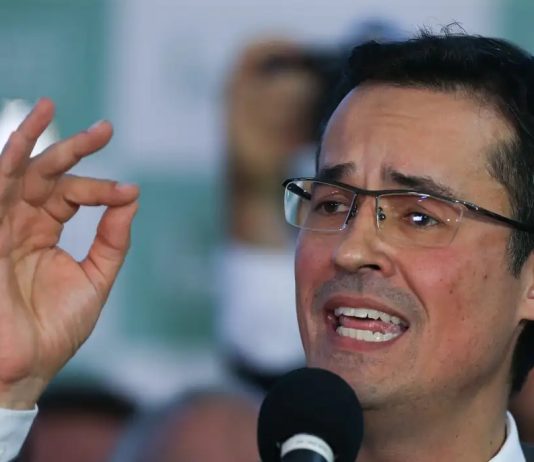 TSE suspende campanha de Deltan Dallagnol ao Senado pelo Paraná
