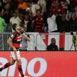 Flamengo vence o Mirassol e fica a um ponto do líder Palmeiras