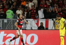 Flamengo vence o Mirassol e fica a um ponto do líder Palmeiras