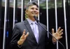 Falso moralismo: Cessão da esposa de José Medeiros ao Senado gera questionamentos sobre remuneração
