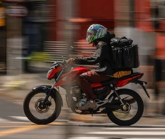 Fim de MP faz exigências para motoboys e mototaxistas voltarem a valer