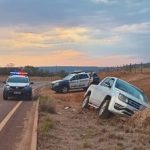 Mulher é sequestrada em semáforo e suspeito morre em confronto em MT