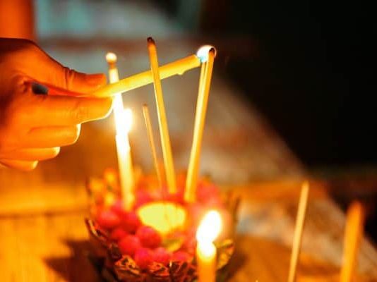 Ah tá! Mulher acusa clínica espiritual de coação após desviar R$ 17 milhões
