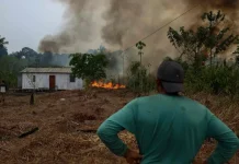 Incêndios no Amazonas levantam suspeita de ação criminosa, diz ministro