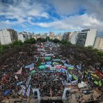 Protesto contra cortes na educação termina em confronto e prisões na Argentina