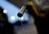 Gasolina resiste à pressão da guerra, mas governo amplia medidas para conter preços