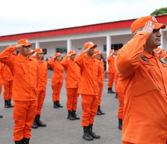 Corpo de Bombeiros completa 32 anos de emancipação com formatura de 90 soldados temporários