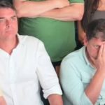 Flávio Bolsonaro contesta resultado e critica prorrogação da votação que ele também pediu
