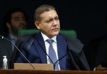 TSE dá 24 horas à Meta para apurar atuação do canal “Exército do Lula”