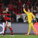Muslera brilha nos pênaltis, e Estudiantes elimina Flamengo da Libertadores