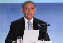 Presidente do TSE rebate acusações e afirma que eleições ocorreram normalmente