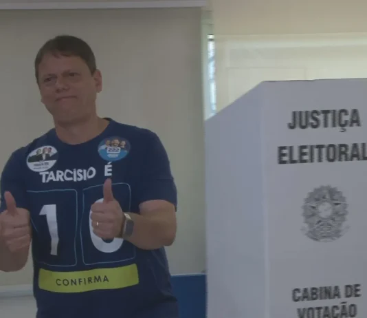 Tarcísio é reeleito em SP no primeiro turno, projeta Datafolha