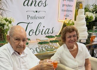 Morre aos 100 anos José Antônio Tobias, fundador da Uniflor
