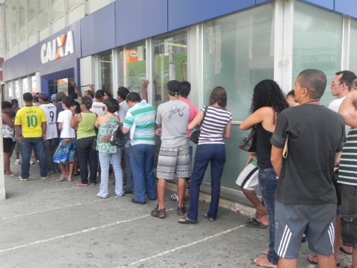fila-banco