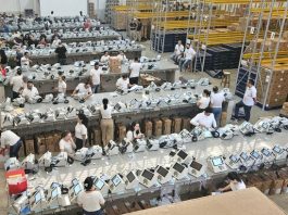TRE-MT realiza geração de mídias e carga e lacre de urnas para 2º turno