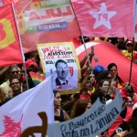 Artistas e apoiadores de Lula ocupam capitais a uma semana do segundo turno