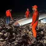 Avião cai na MT-010 e deixa duas pessoas feridas em São José do Rio Claro