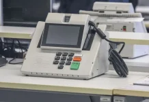 Você sabia? Falta de energia não impede votação; urnas têm sistema de contingência